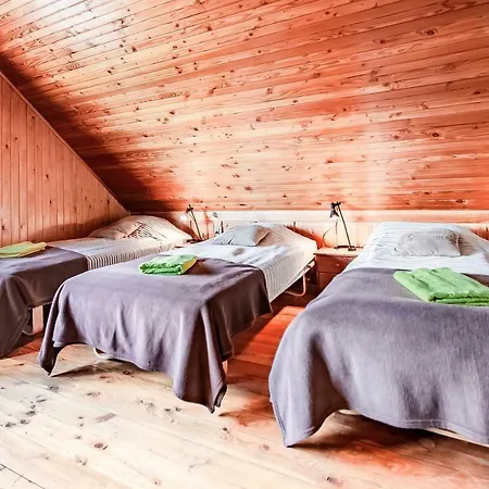 Δωμάτια σε οικογενειακή κατοικία Lesniczowka Wiezyca Szymbark (Pomerania)