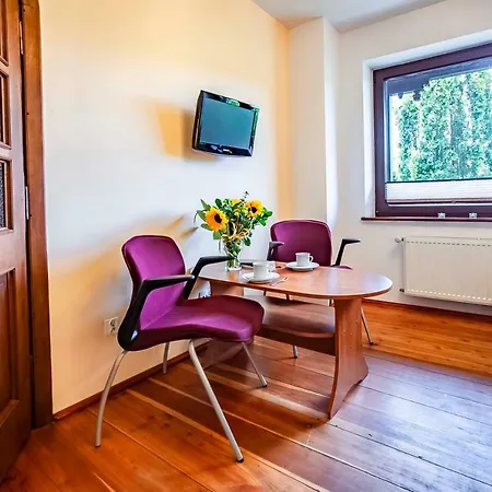 Homestay Lesniczowka Wiezyca I Szymbark (Pomerania)
