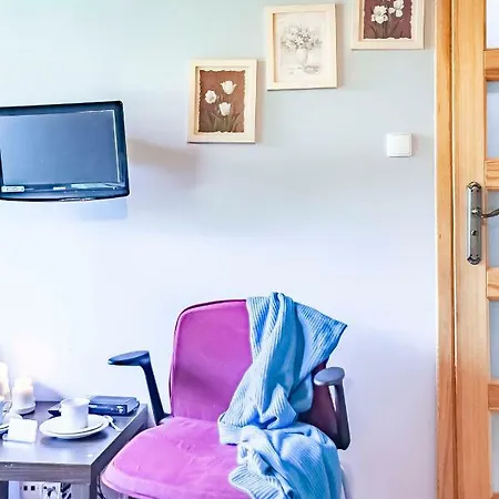 Lesniczowka Wiezyca *