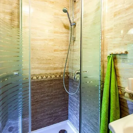 Δωμάτια σε οικογενειακή κατοικία Lesniczowka Wiezyca