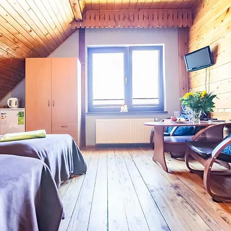 Leśniczówka Wieżyca Habitación en casa particular Szymbark (Pomerania)