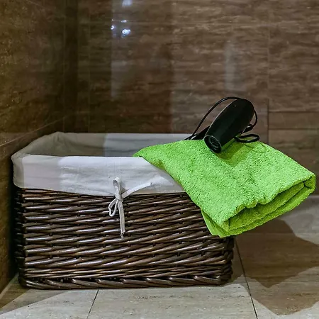 Lesniczowka Wiezyca Δωμάτια σε οικογενειακή κατοικία *