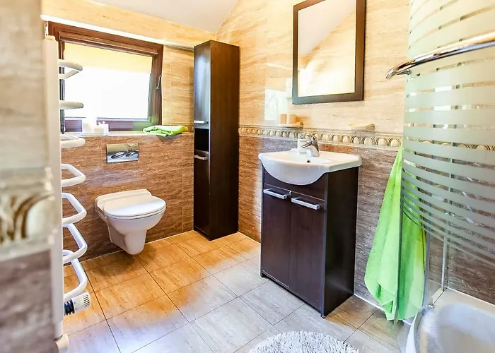 Lesniczowka Wiezyca ホームステイ *