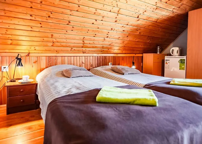 Lesniczowka Wiezyca シンバルク